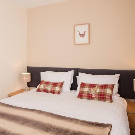 The Gordon Arms Hotel West Linton Екстер'єр фото