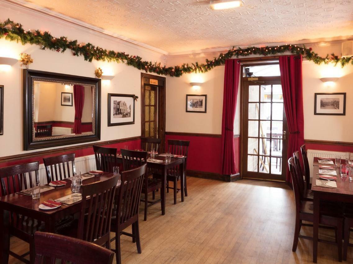 The Gordon Arms Hotel West Linton Екстер'єр фото